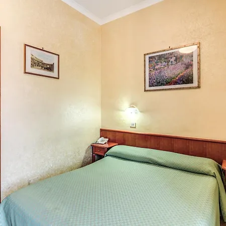Milo 3* Rome