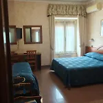 Milo 3* Rome