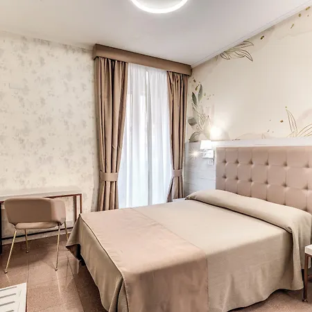 Hotel Milo 3*