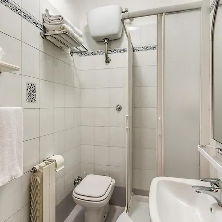Hotel Milo 3*