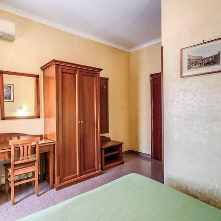 Hotel Milo 3*